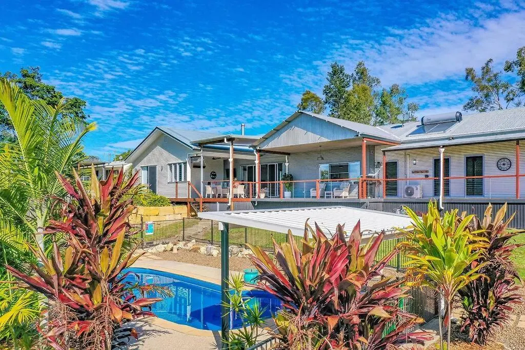 Riverbend Ranch Tamborine Holiday home
