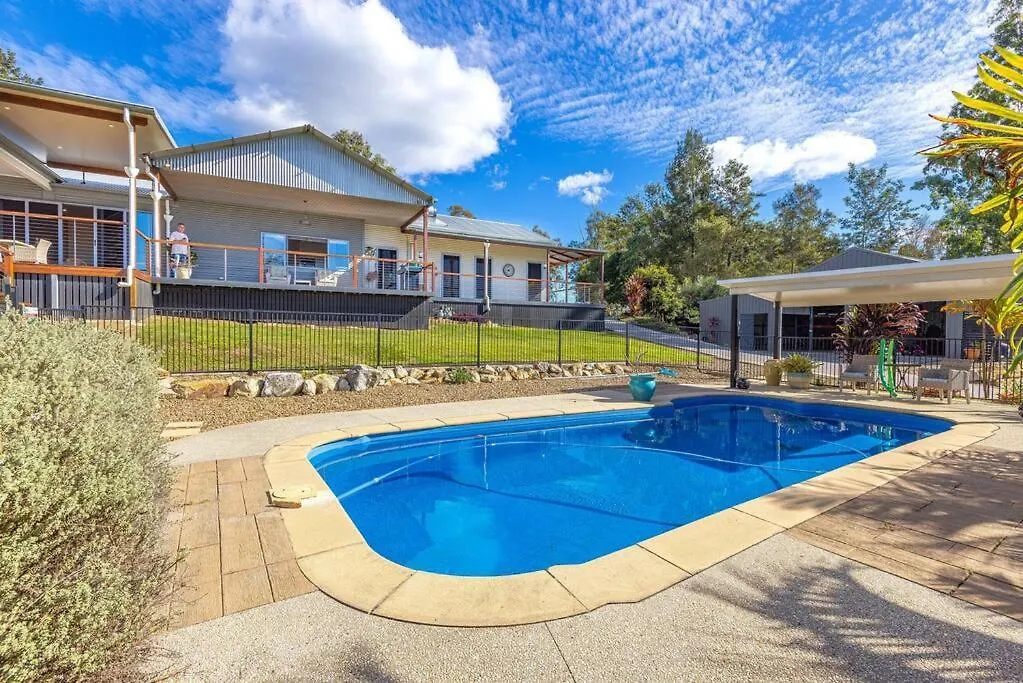 Riverbend Ranch Tamborine Holiday home