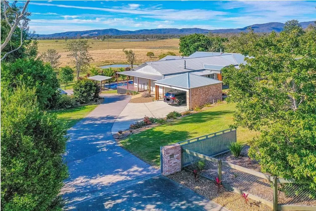 Riverbend Ranch Tamborine